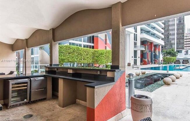 1 bed, 1 bath, 800 sqft, $3,400, Unit 50 Biscayne Blvd # 1907