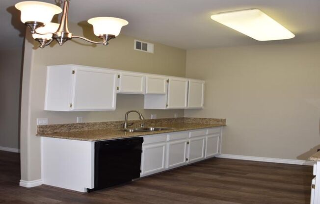 2 beds, 2 baths, $1,695