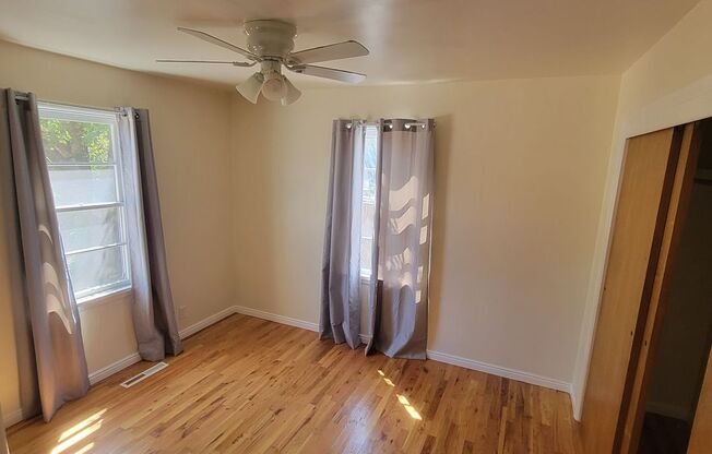 3 beds, 1 bath, $1,495