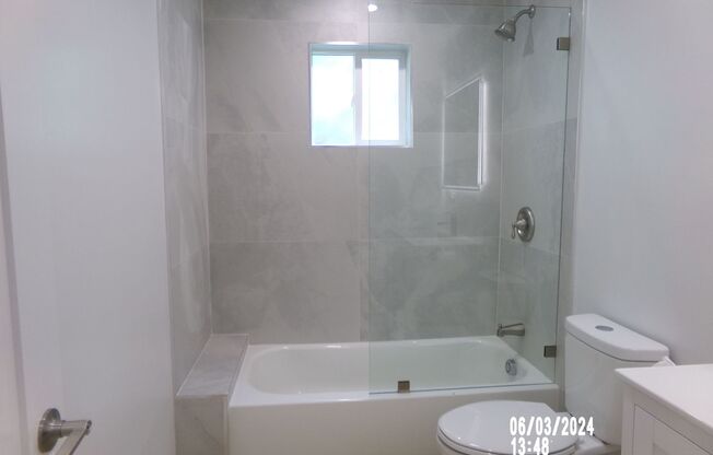 2 beds, 1 bath, $2,250