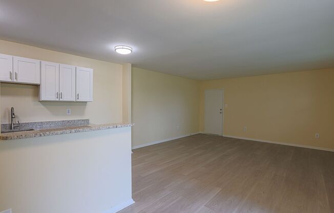 1 bed, 1 bath, 800 sqft, $1,397, Unit 2209-B4