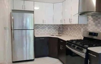 1 bed, 1 bath, 650 sqft, $2,200, Unit 2B