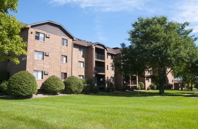 Meticulous Landscaping at Eden Glen, Eden Prairie, MN