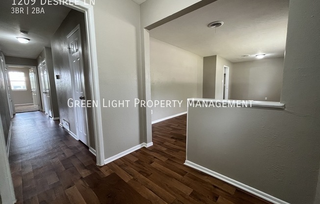 1209 DESIREE LN