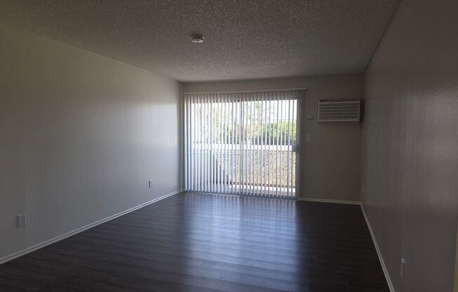 1 bed, 1 bath, 713 sqft, $2,075, Unit A122