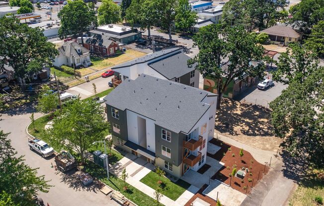 209 - Waller Apartments