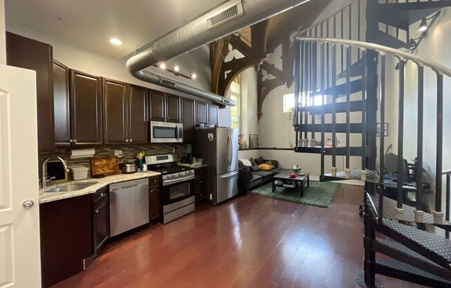 1236 E Columbia Ave.