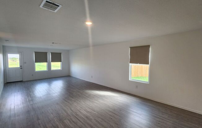 Paloma /Converse Tx- For Rent 2815 Charpak Dr Converse, TX 78109