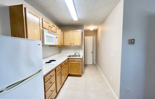 1 bed, 1 bath, 700 sqft, $650, Unit C
