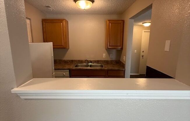 1 bed, 1 bath, 630 sqft, $675, Unit 2722-104
