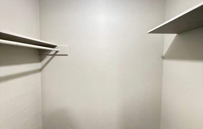 1 bed, 1 bath, 536 sqft, $1,175, Unit 9