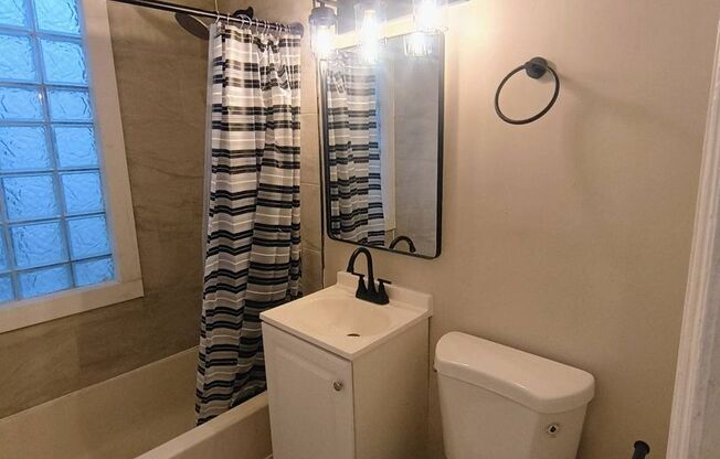 Charming 4-Bedroom Home in Harambee