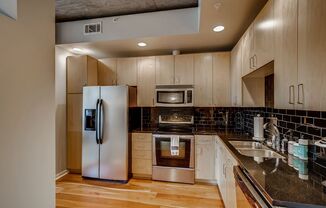 1 bed, 1 bath, $2,995, Unit UNIT 923