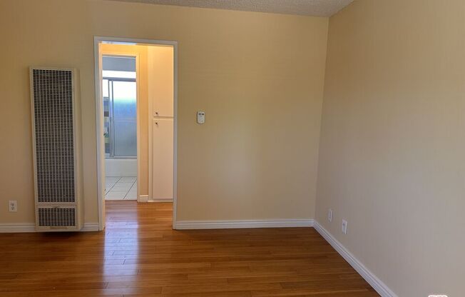 5411 S CENTINELA AVE