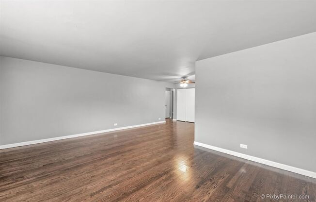 7427-7439 N Winchester