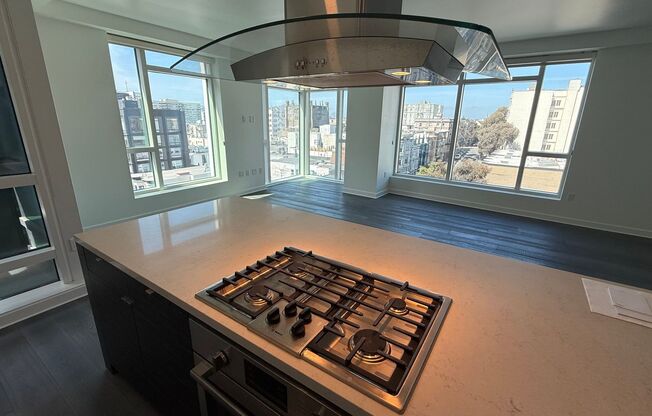 EPIC REA - Live at The Rockwell - View Corner Condo/2 BR/2 BA/Pkg/Amenities