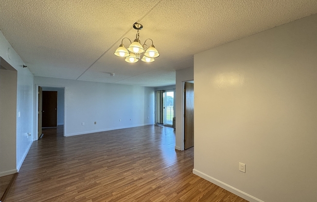200 Cove Way