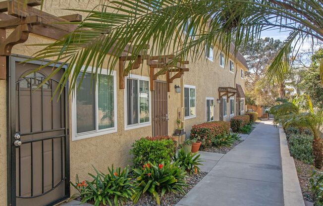 Breakwater Townhomes