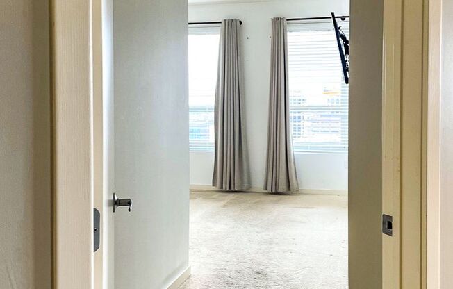 2 beds, 2 baths, $2,499, Unit 2105