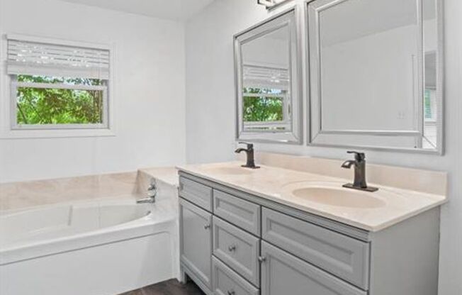 3 beds, 3 baths, 2,383 sqft, $2,295, Unit Kerstyn Drive 287