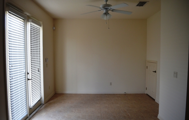 3/2.5 Townhouse with 2-Car Garage in Turtle Creek
