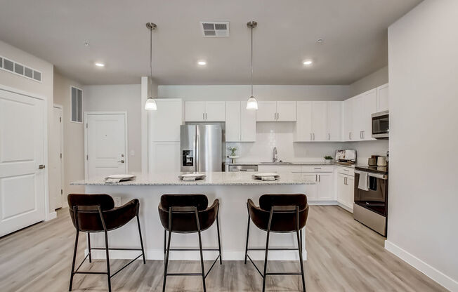 2 beds, 2 baths, 1,099 sqft, $1,665