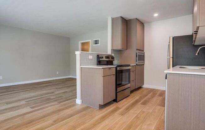 1 bed, 1 bath, 610 sqft, $2,295