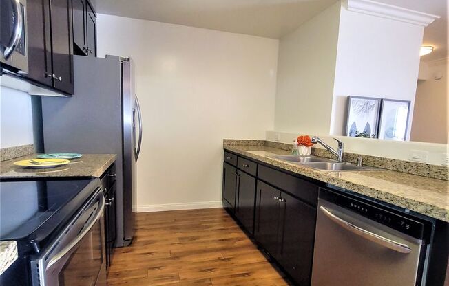 1 bed, 1 bath, 870 sqft, $2,950, Unit PH3