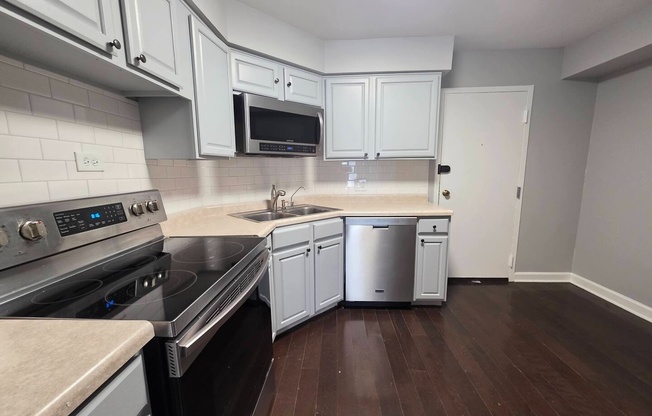 6033 N Sheridan Rd, Chicago IL 13F