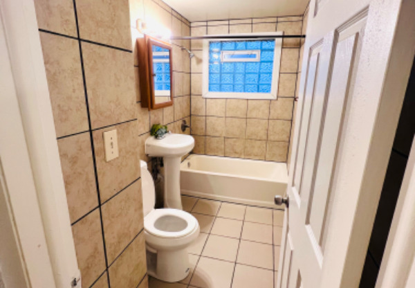 5816 N 62 RD