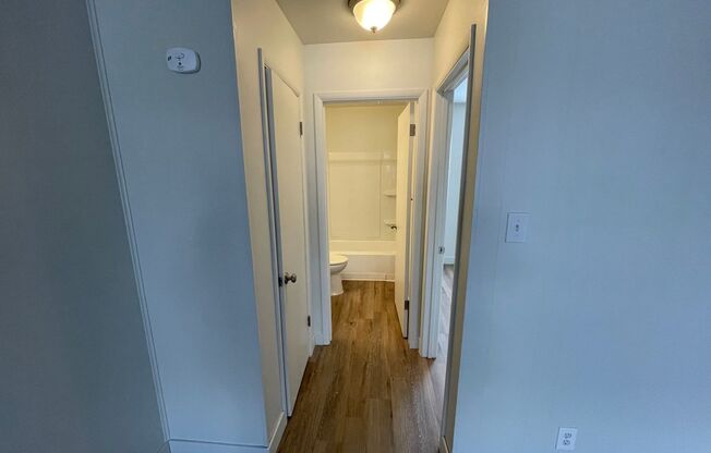 1 bed, 1 bath, 600 sqft, $1,145, Unit 22