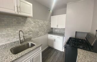 1 bed, 1 bath, 700 sqft, $1,045, Unit A17