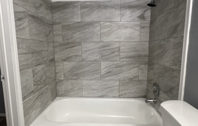 1 bed, 1 bath, 470 sqft, $699, Unit 712