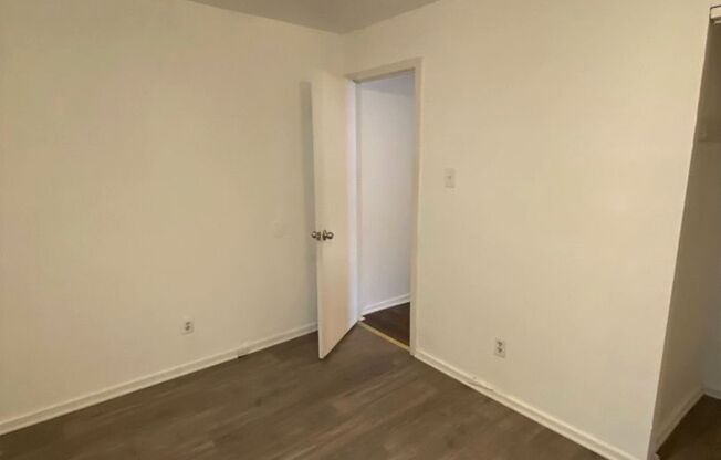 3 beds, 1 bath, 1,500 sqft, $1,800, Unit #2