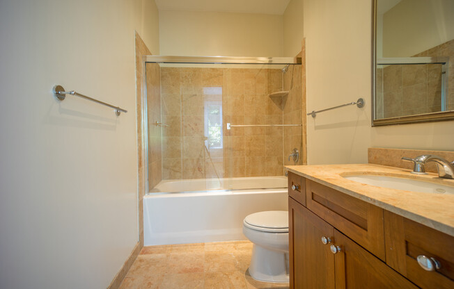 2 beds, 2 baths, 1,043 sqft, $5,495, Unit 703