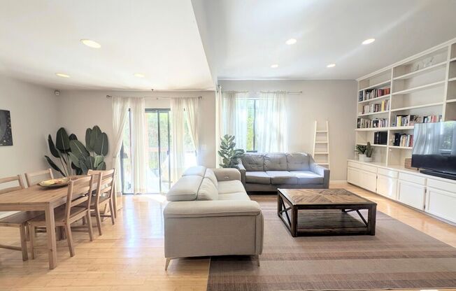 835 S Lucerne Blvd Apt 101