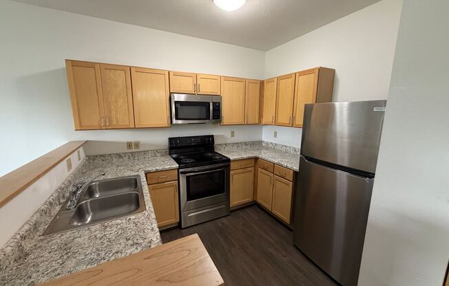 1 bed, 1 bath, 637 sqft, $1,500, Unit 606