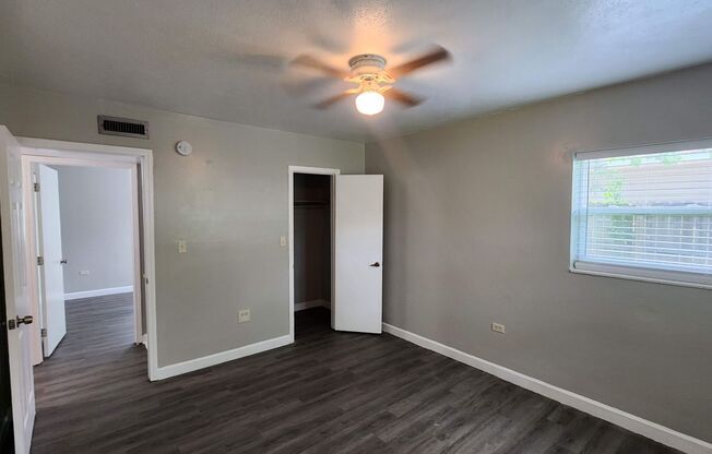 3 beds, 2 baths, $1,650