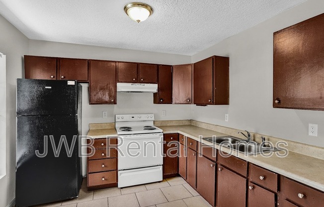 1857 10 ST W