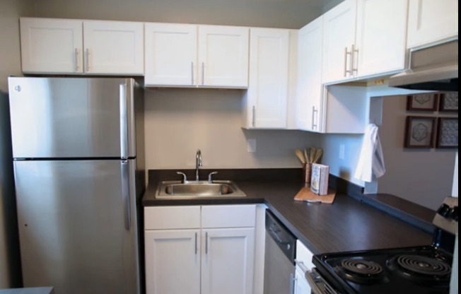 1 bed, 1 bath, 653 sqft, $1,350, Unit 75-18