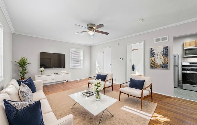 1 bed, 1 bath, 526 sqft, $995, Unit 4828 #3N