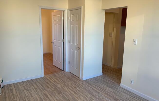 1 bed, , 3,042 sqft, $2,500, Unit 2F