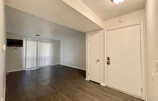 2 beds, 1 bath, 850 sqft, $1,350, Unit 2952