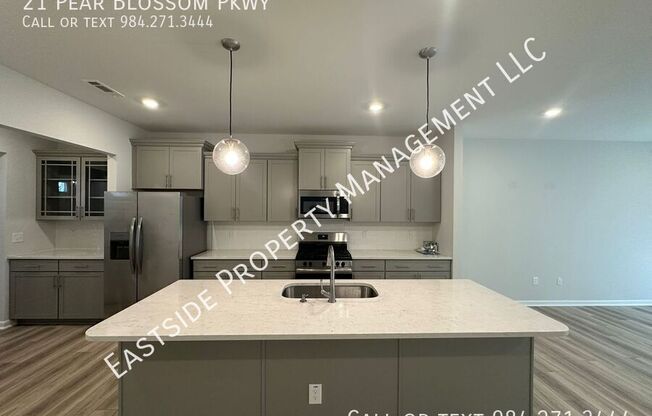 21 PEAR BLOSSOM PKWY