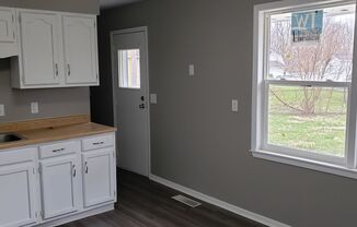 3 beds, 1 bath, $1,195