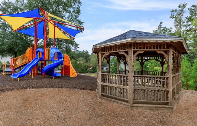 CHILDREN'S PLAY AREA AT QUAIL RIDGE