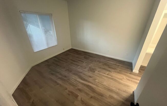 2 beds, 2 baths, $2,450, Unit # 201