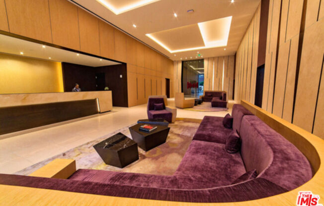 2 beds, 2.5 baths, 1,720 sqft, $5,500, Unit 2406