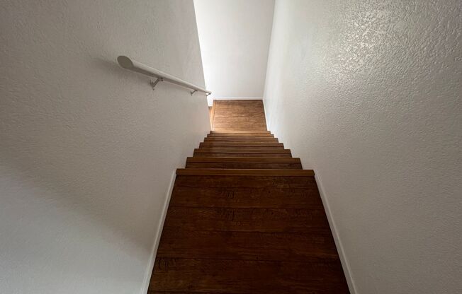 **2 WEEKS FREE OFF OF FIRST MONTH**