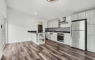 33158 7 ST